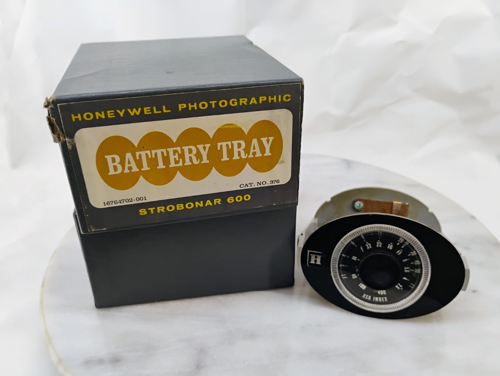 VNTG Honeywell Strobonar 600 Camera Flash Unit BATTERY TRAY ONLY