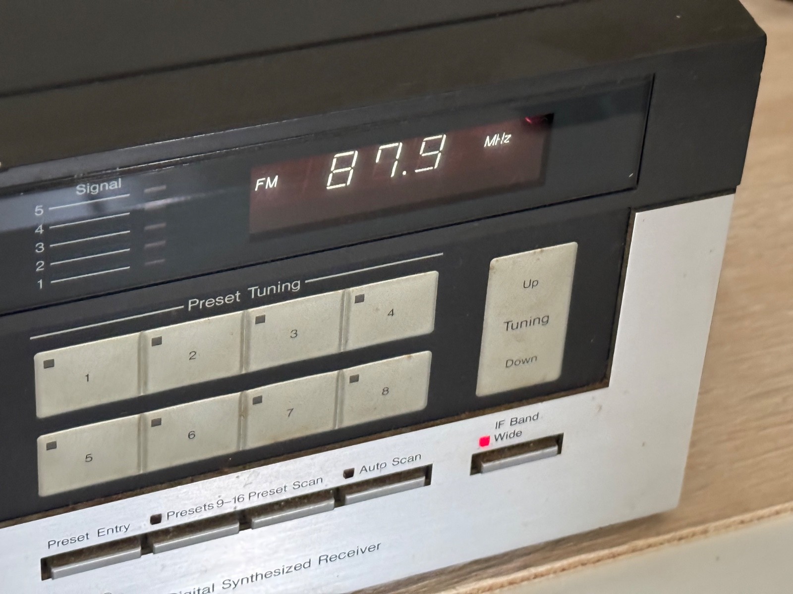 MCS Modular Component Systems AM/FM Tuner Stereo Receiver Model 3265 Sold AS-IS