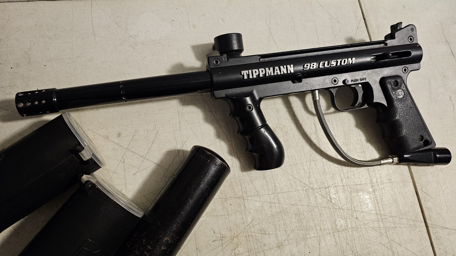 Tippmann Model 98 Paintball Gun And Accessories