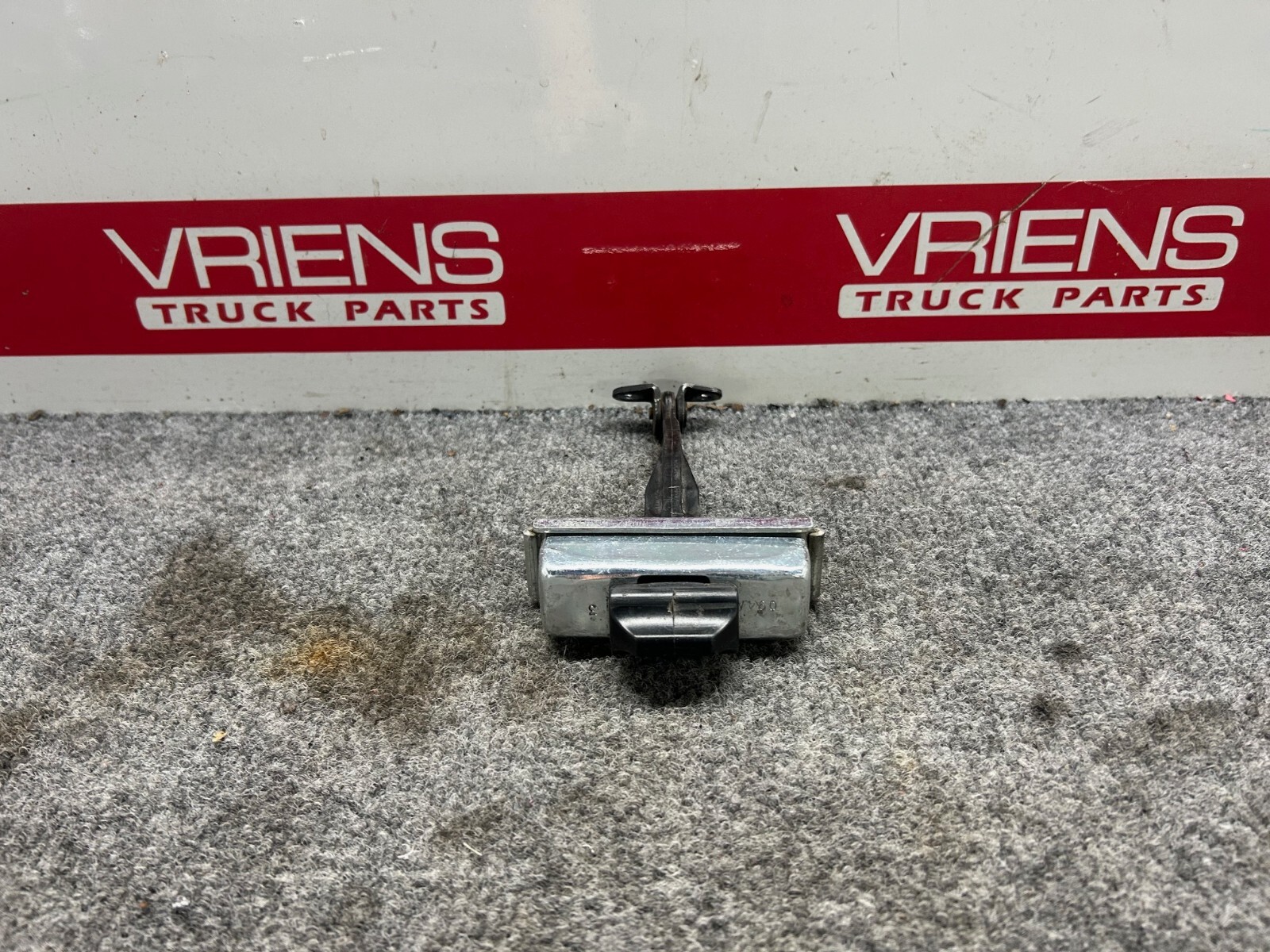 PETERBILT R83-1017 DOOR STOP