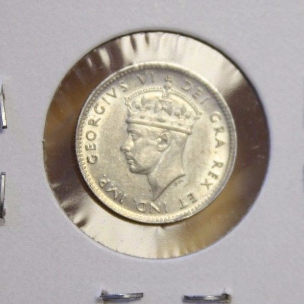 Newfoundland 5 cents 1944 Au +
