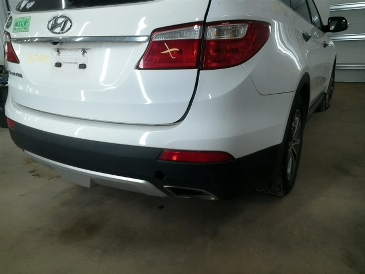 Driver Left Front Spindle/Knuckle LWB Fits 15-19 SANTA FE 104900938