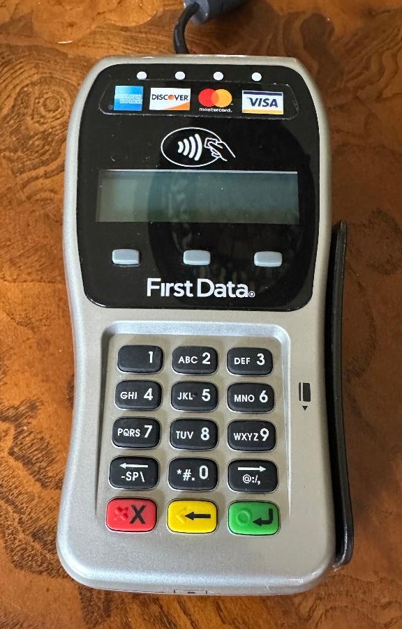 First Data FD130 Duo Credit Card Terminal Reader W/ First Data FD-35 Pin Pad