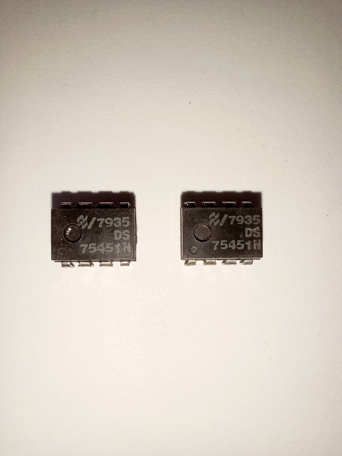 LOT of 2*National Semiconductor DS 75451N IC DRIVER 2/0 8MDIP 1979 NEW/OLD STOCK