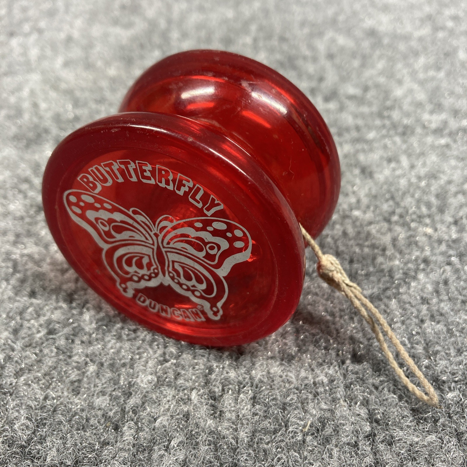 VTG  1980’s Vintage Duncan Butterfly Red Yoyo (Variant Art)