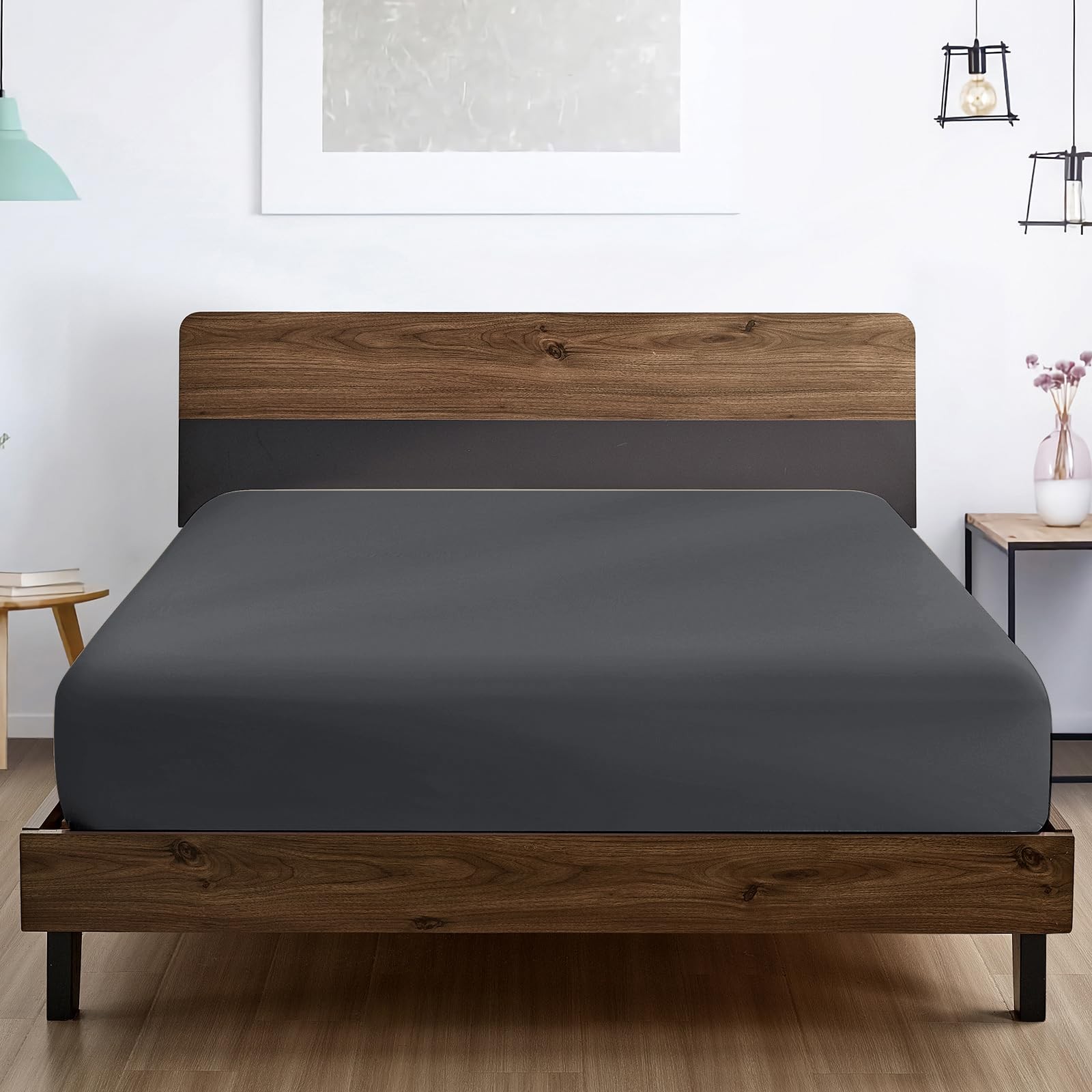 Queen Fitted Sheet - Hotel Quality, Ultra Soft & Breathable Brushed Microfibe...