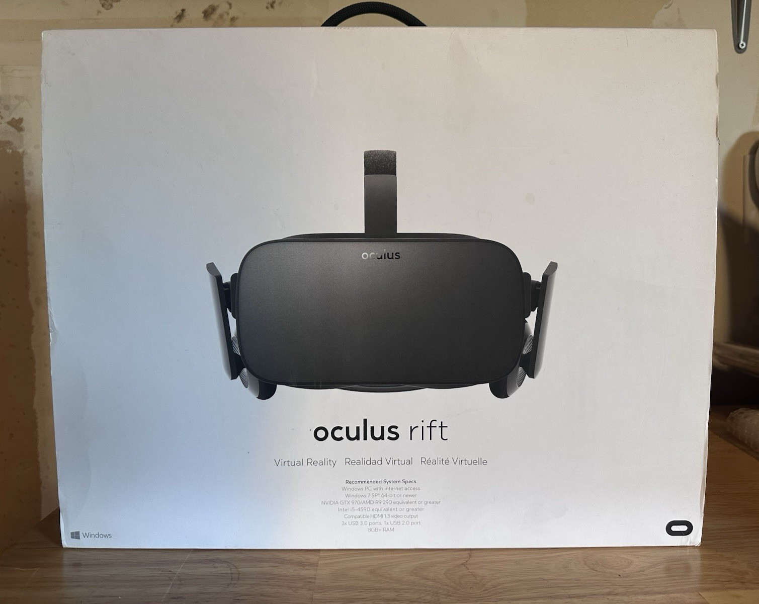 Oculus Rift PC & Console VR Headset Bundle w/ Sensor Remote Xbox One Wireless