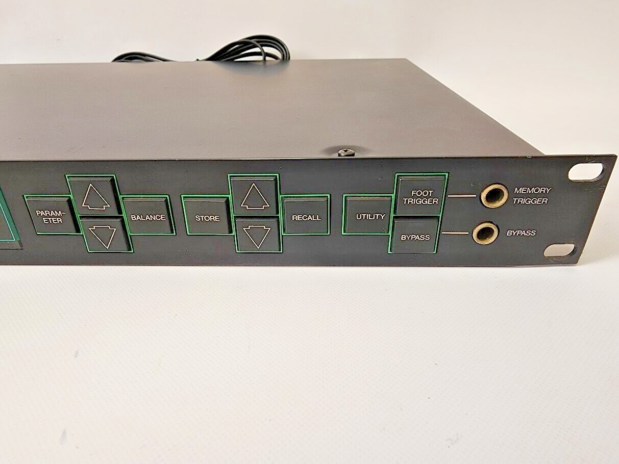 Yamaha SPX90II Rack Mount Reverb Effects Processor tested working