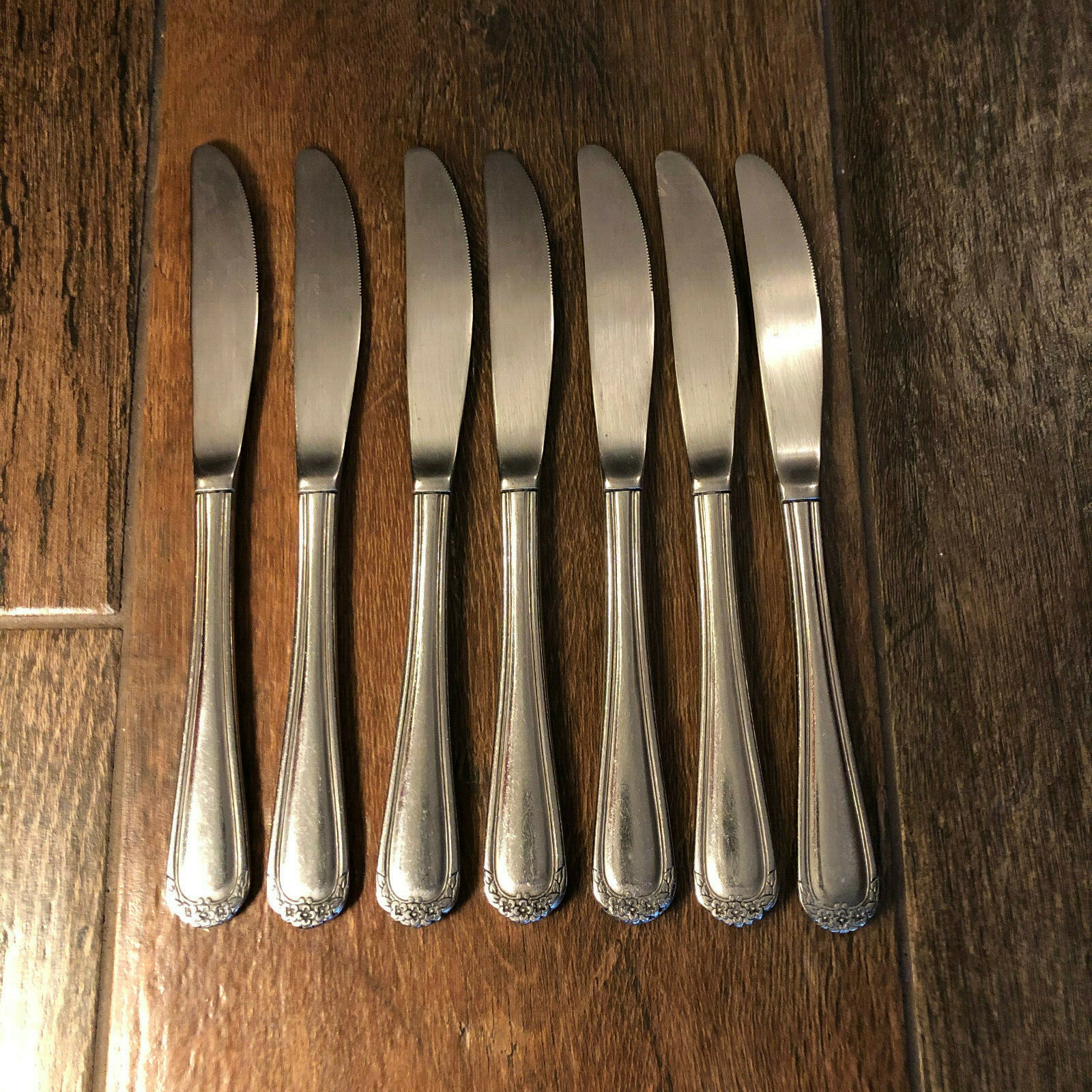Rogers Co Stainless Stanley Roberts ROSE PETAL 7 Dinner Knvies