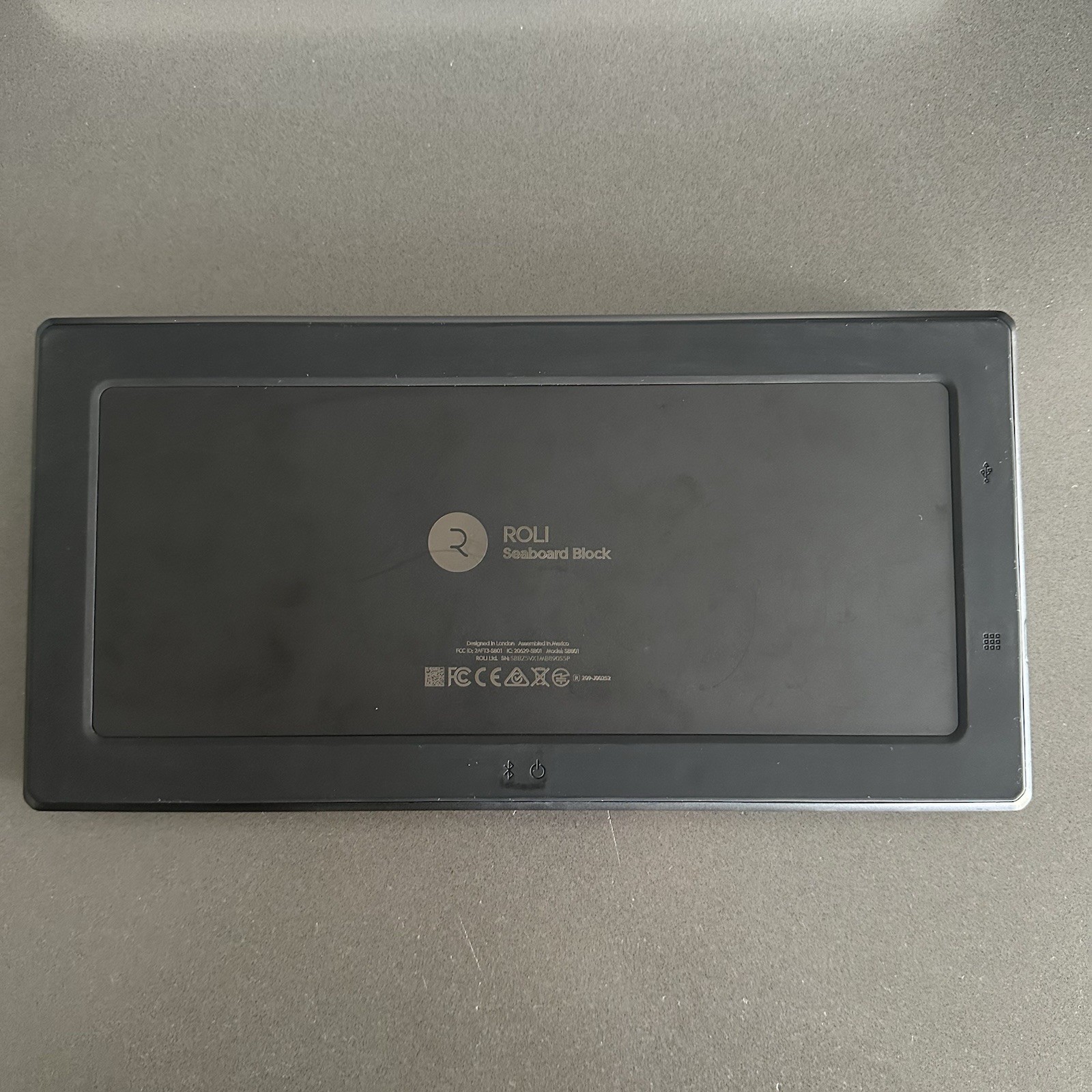 ROLI Seaboard Block 24 Key Expressive MIDI Keyboard Controller SBB01