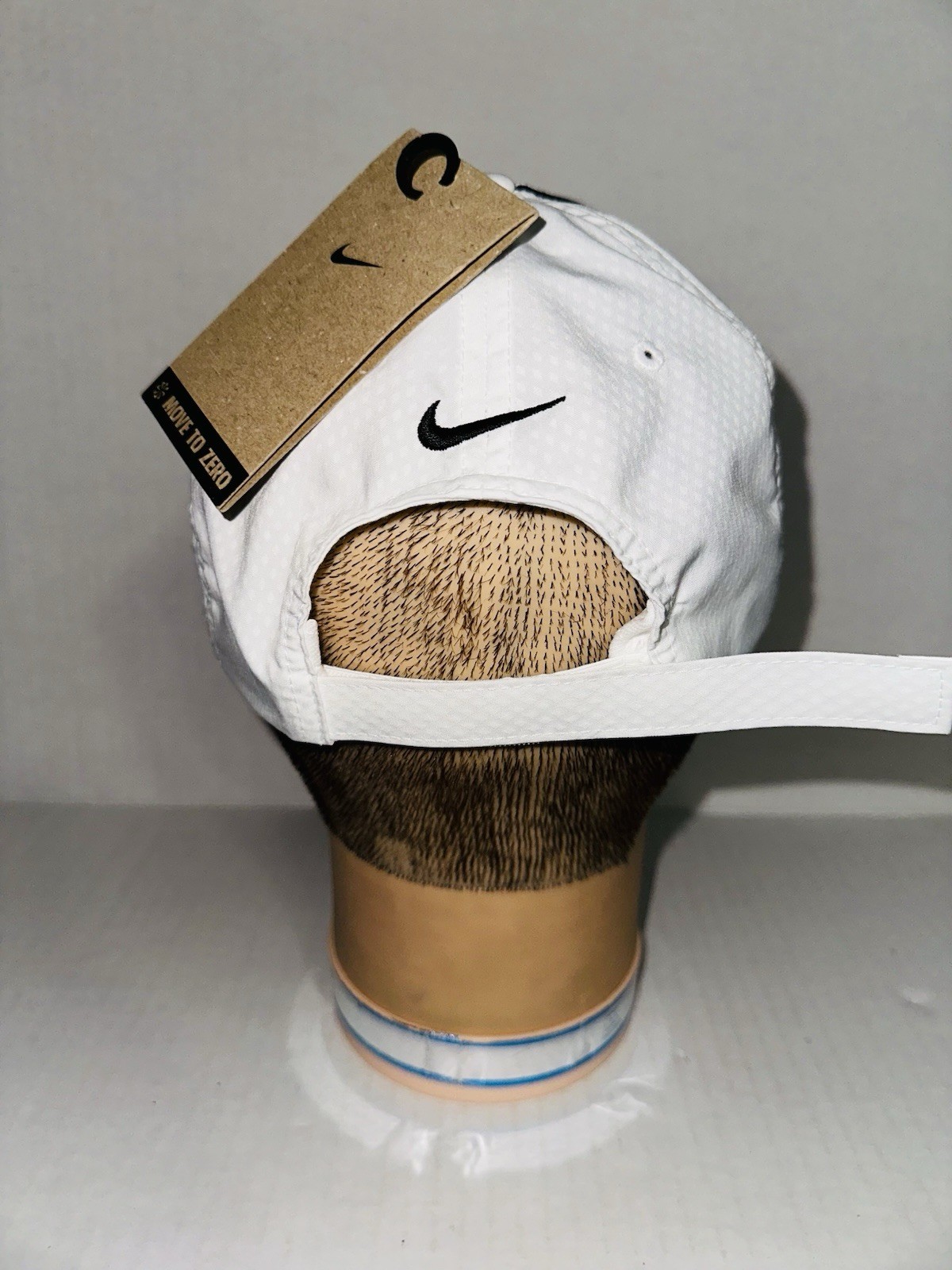 NIKE Dri-Fit Sphere Adjustable Performance Golf Hat FD9709-101 Size M/L