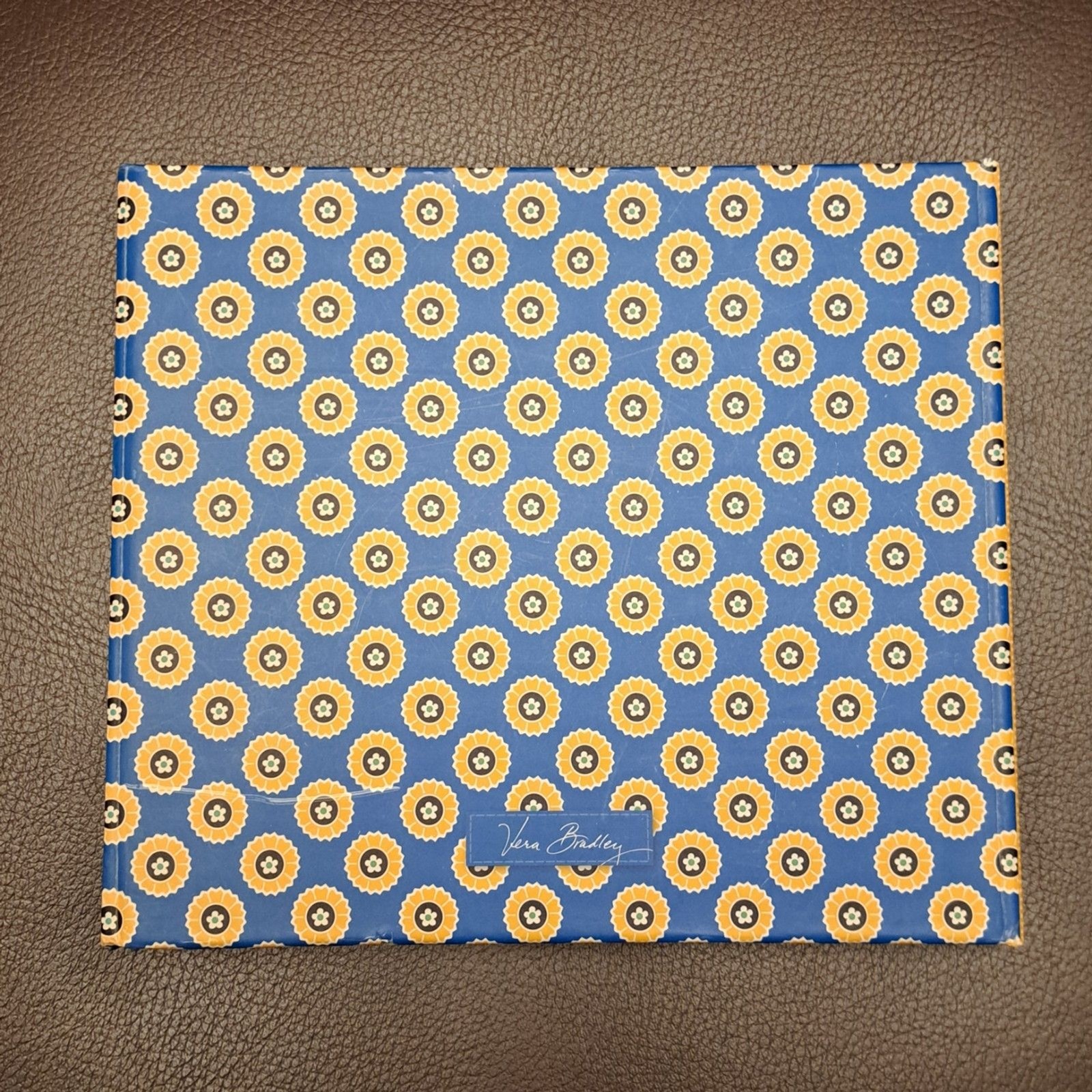Vera Bradley Weekdays Note book set with pen riviera blue pattern Magnet Closure