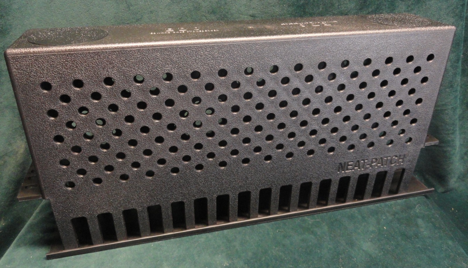 Neat-Patch NP2 2U Rack Rackmount Cable Management - New out of Box