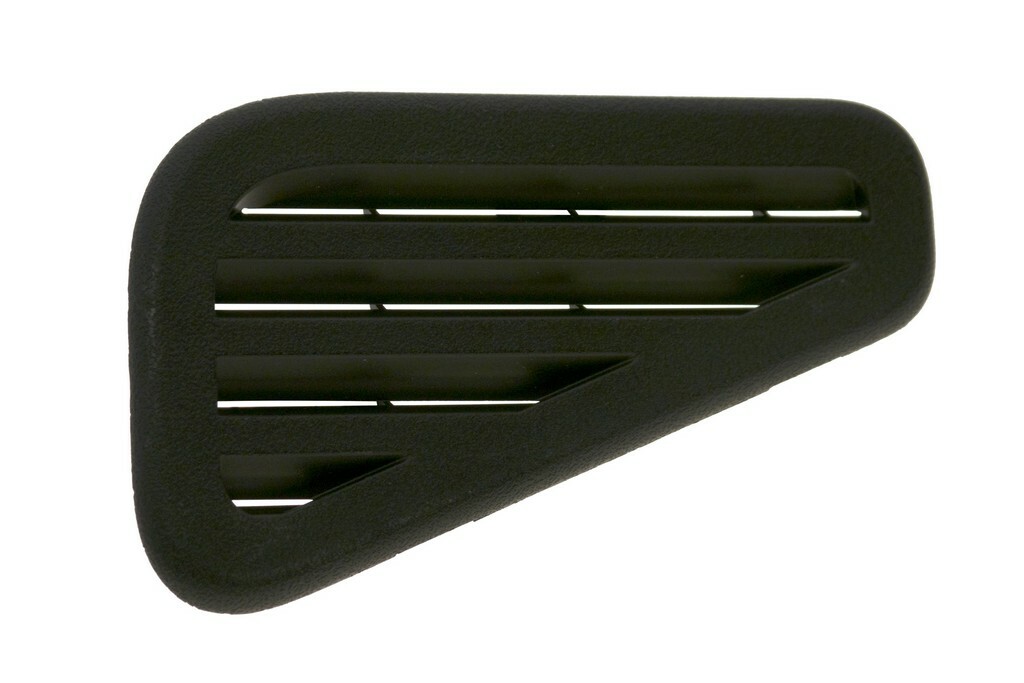 15-20 RAM PROMASTER CITY RIGHT SIDE QUARTER PANEL EXHAUSTER GRILLE MOPAR GENUINE
