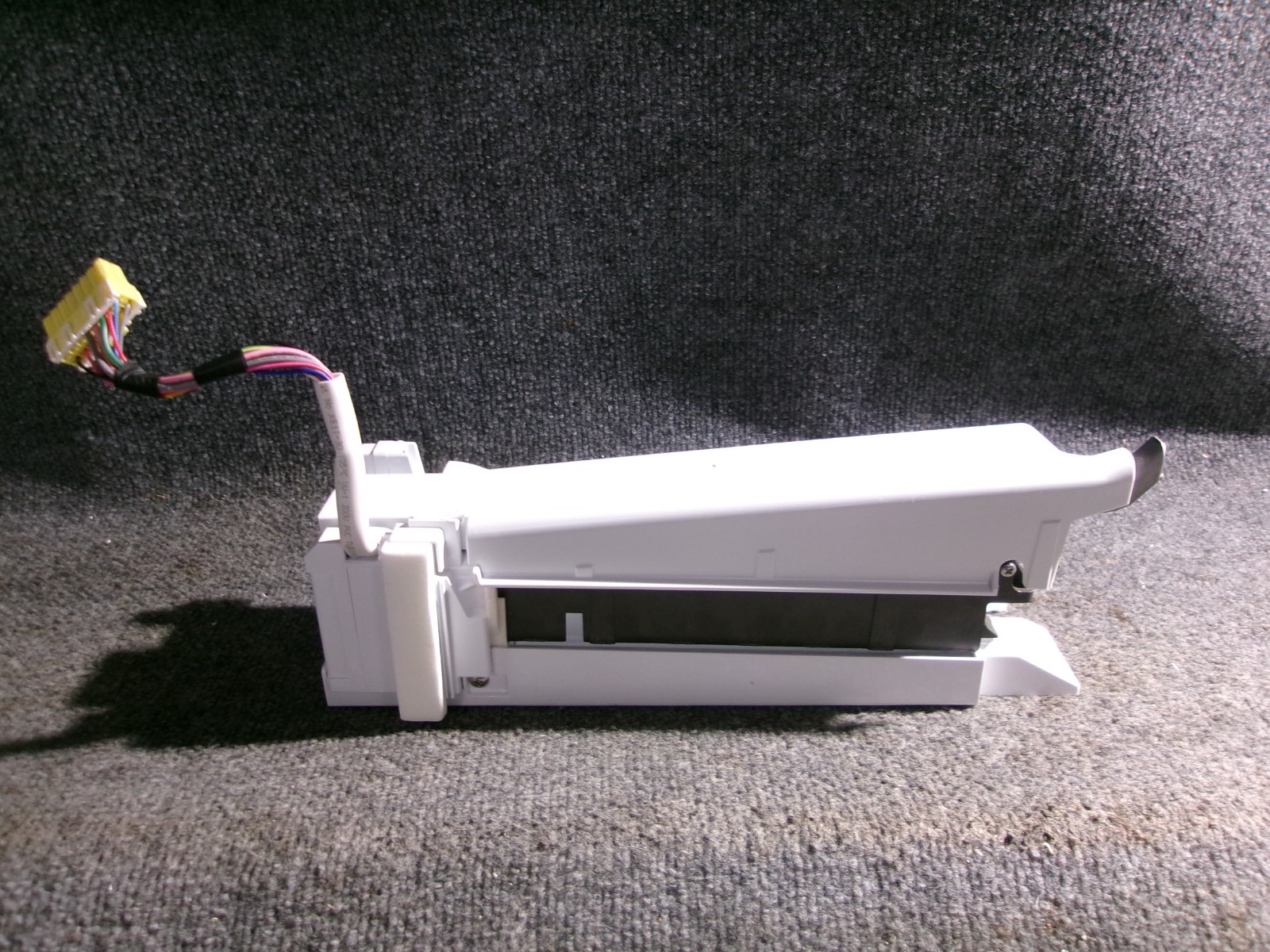 DA97-15217D SAMSUNG REFRIGERATOR ICEMAKER
