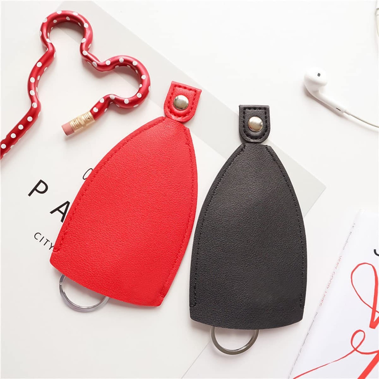 Car Key Case, 2PCS Creative Pull-Out Key Sleeve Keychain Bags, PU Leather Lar...