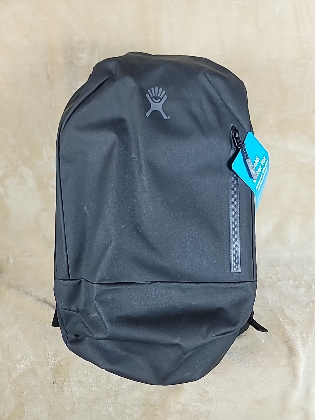 HYDRO FLASK Journey Series Hydration Backpack 20 liter Black M/L New $200.00