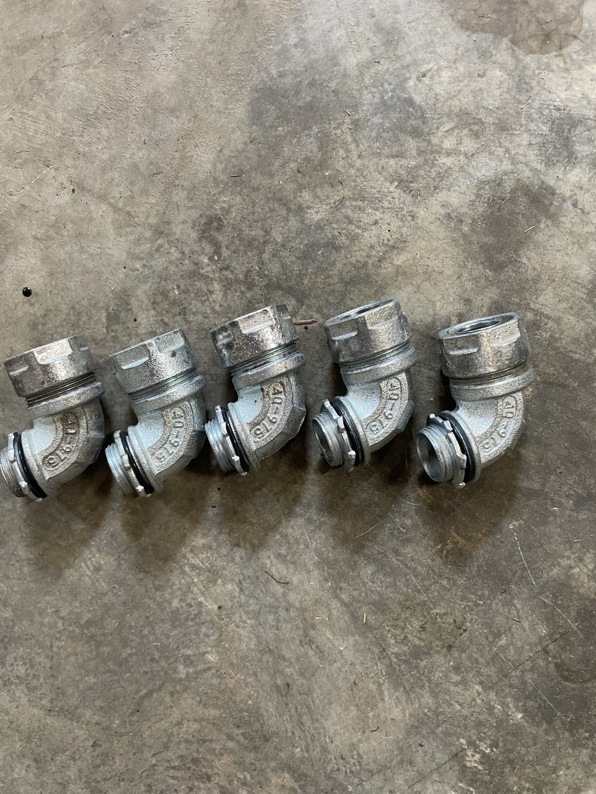 OZ Gedney 4Q975 3/4” 90* Liqiuidtight Connector  Lot Of 5