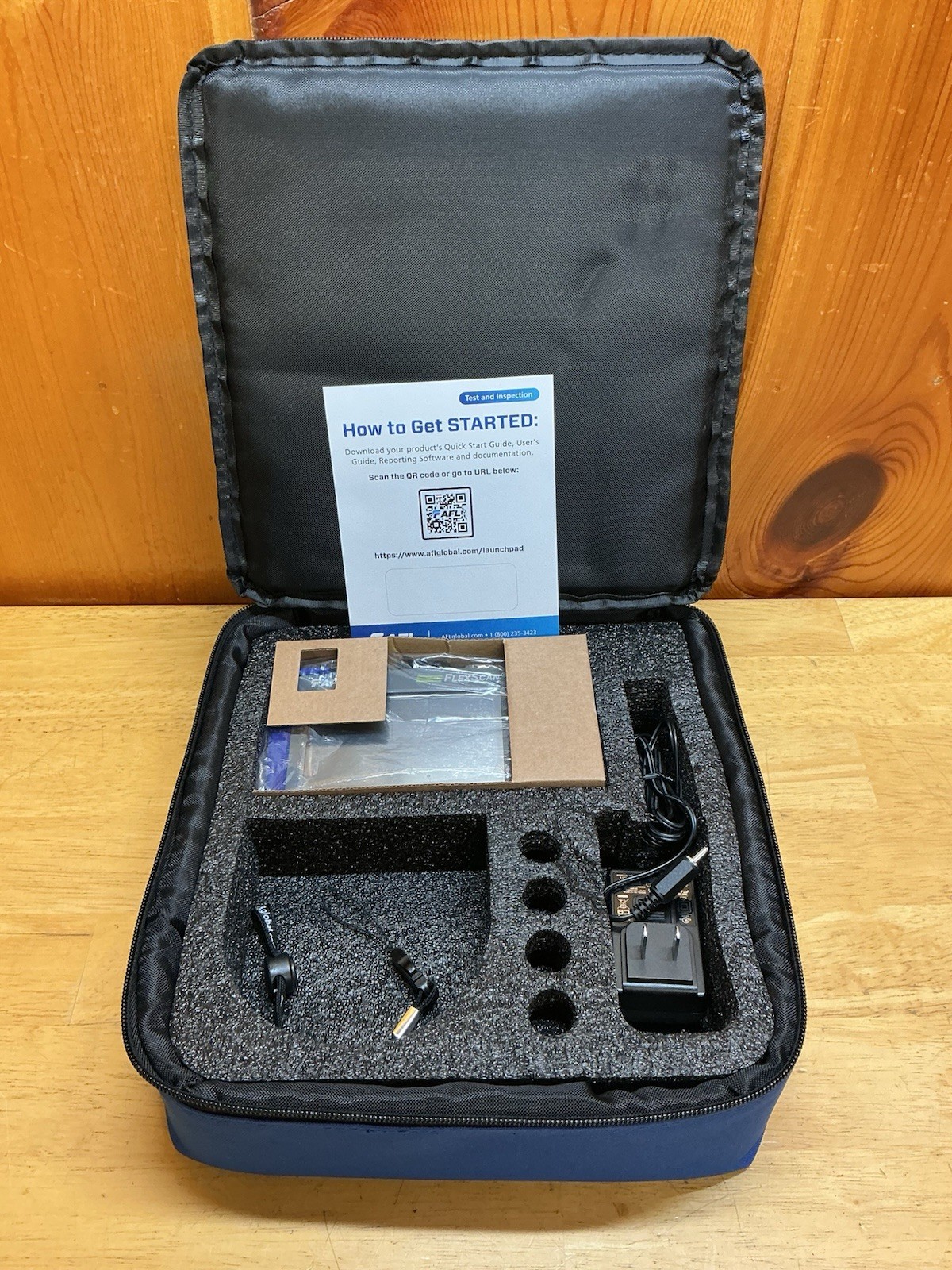 AFL FlexScan FS200-100F-U SM OTDR 1310/1550 OPM VFL, Charger & Case