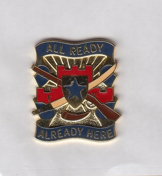 US 7th Army Reserve Command ARCOM crest DUI badge c/b clutchback V-21