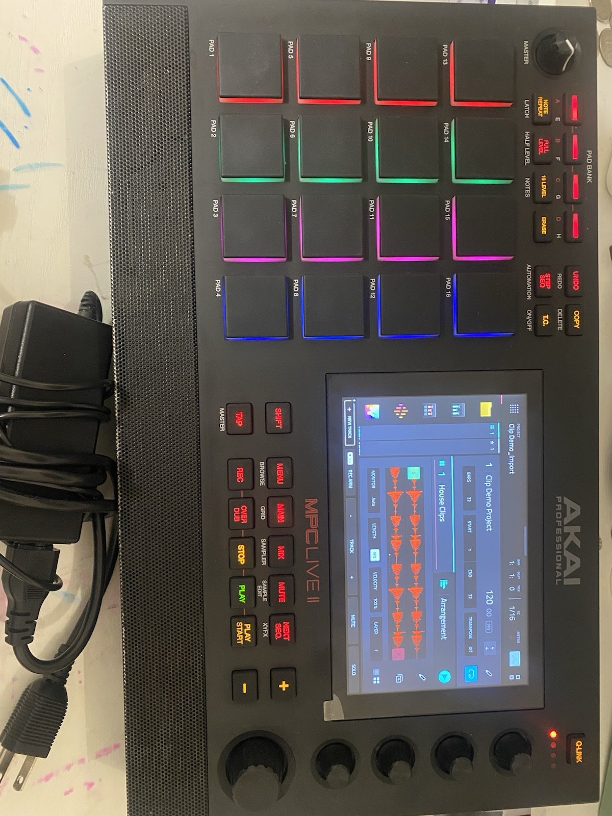 Akai MPC LIVE II Sampler & Sequencer, 16 Pad Triggers, Built-in Effects, Battery