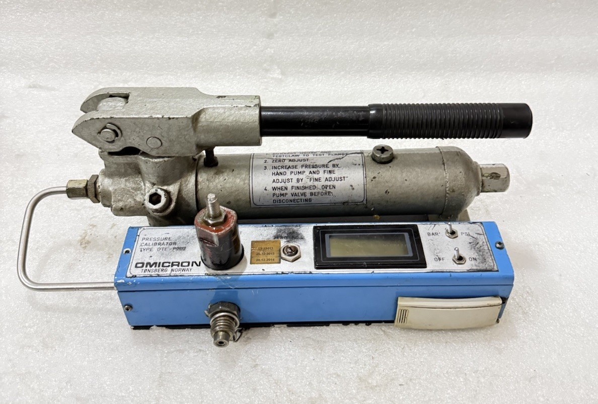OMICRON OTE-P202 DIGITAL PRESSURE CALIBRATOR K