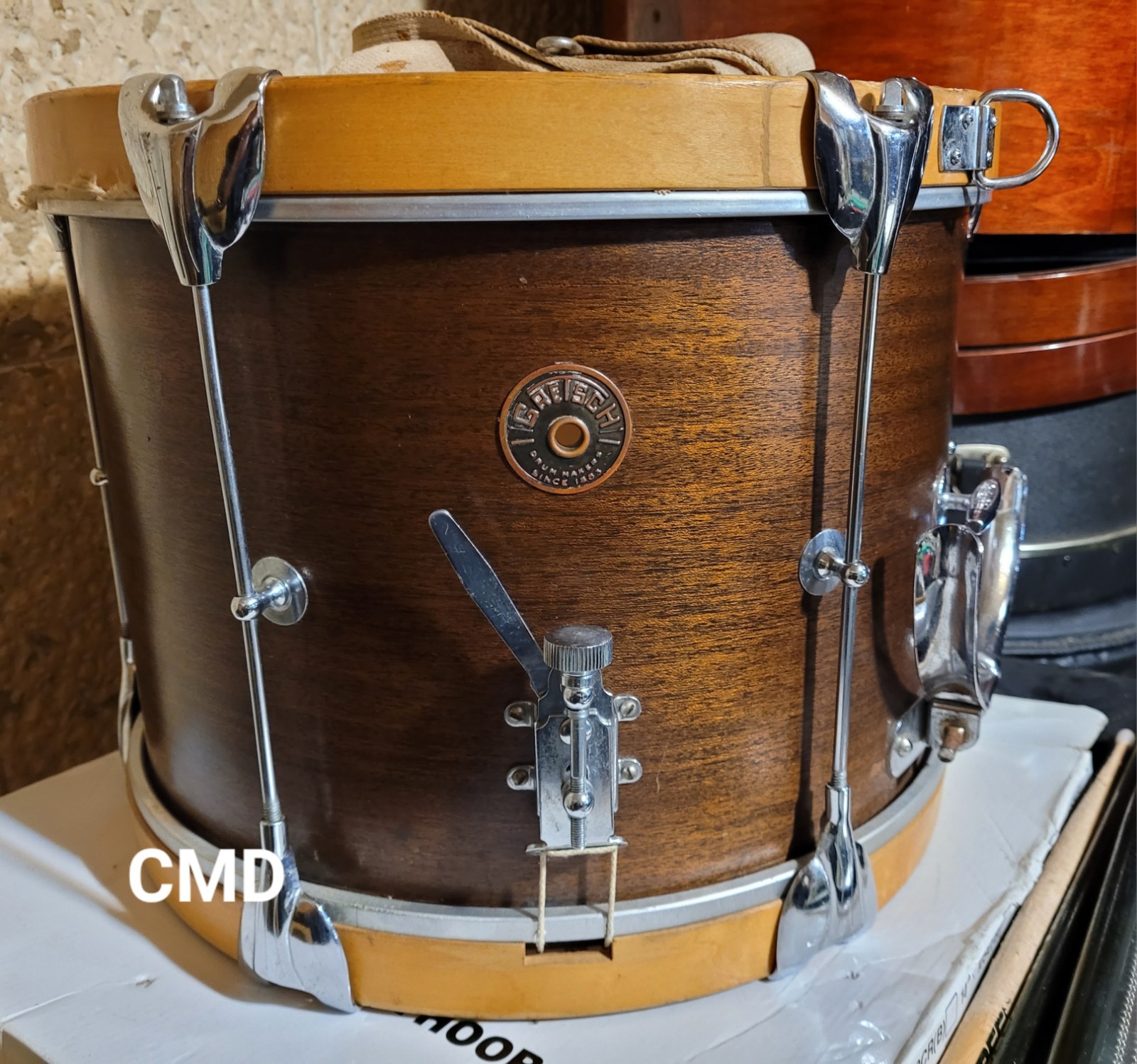 VINTAGE GRETSCH ROUND BADGE 14x10 WOOD HOOP PARADE FIELD SNARE DRUM 50s 60s VID