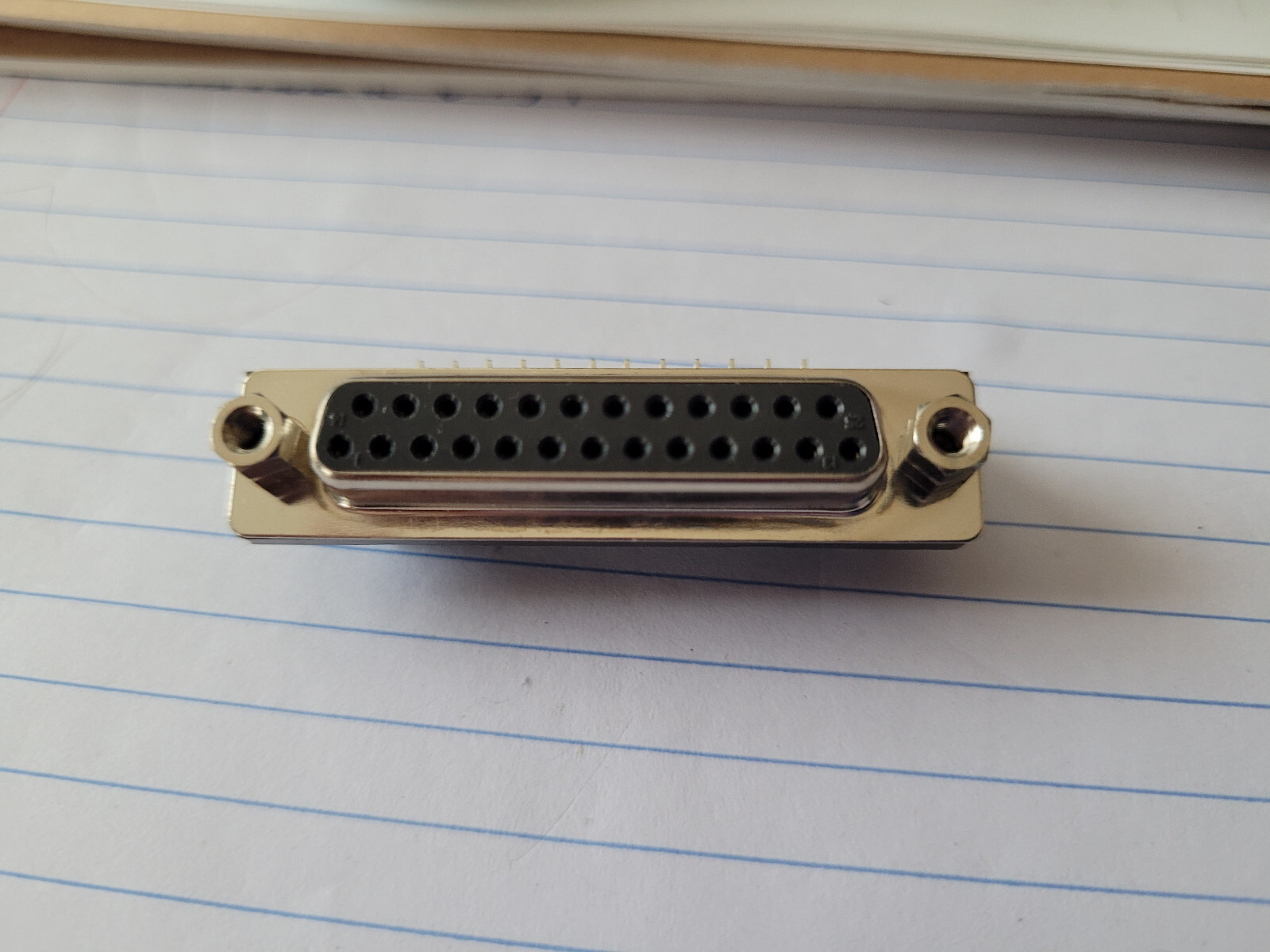 2 pcs - 25-pin Female, PCB mount connector