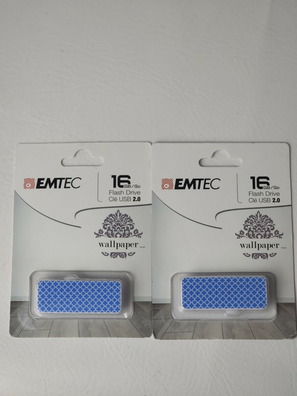 Two Emtec 16 GB Flash Drives USB 2.0 Wallpaper Blue NEW