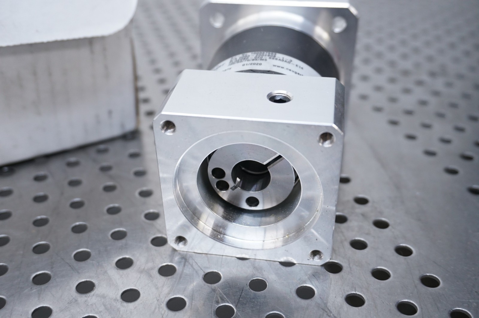 Neugart PLQE060-020-SSSA3AD-E14 100337553 motor