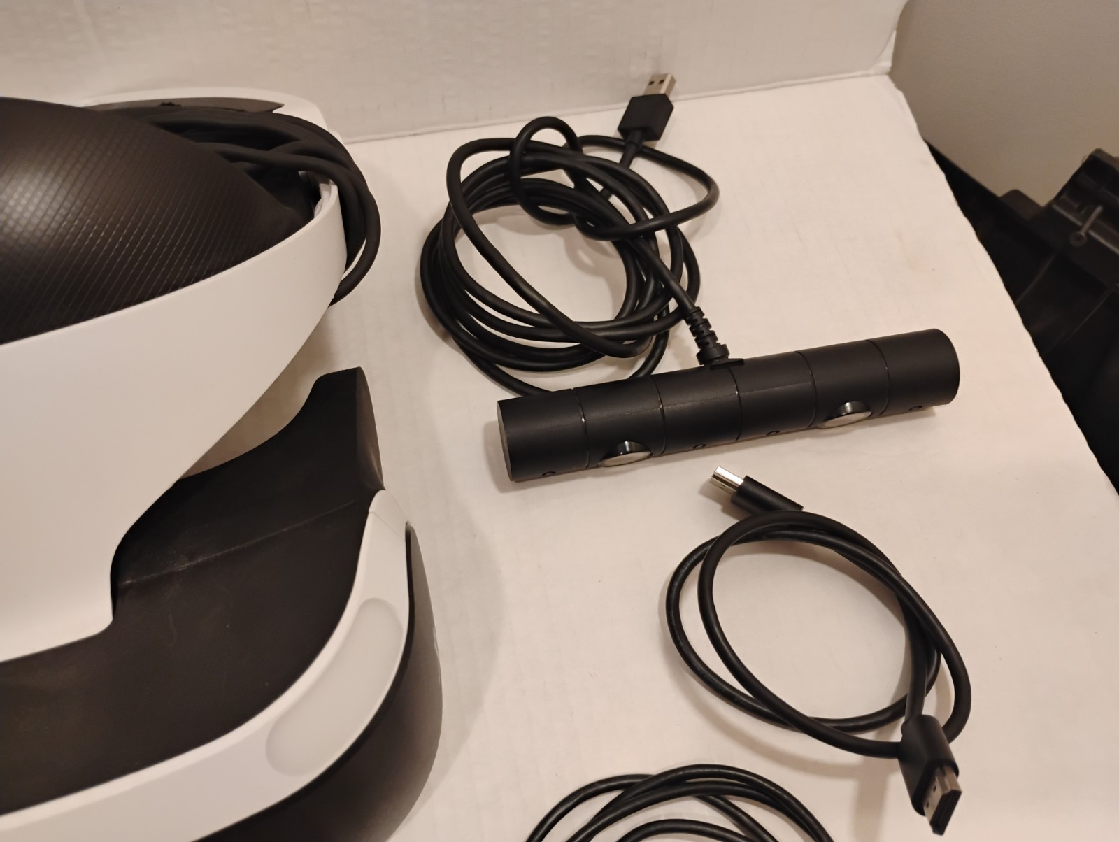 Sony PlayStation VR PS4 Headset Controller Camera Bundle Tested And Working