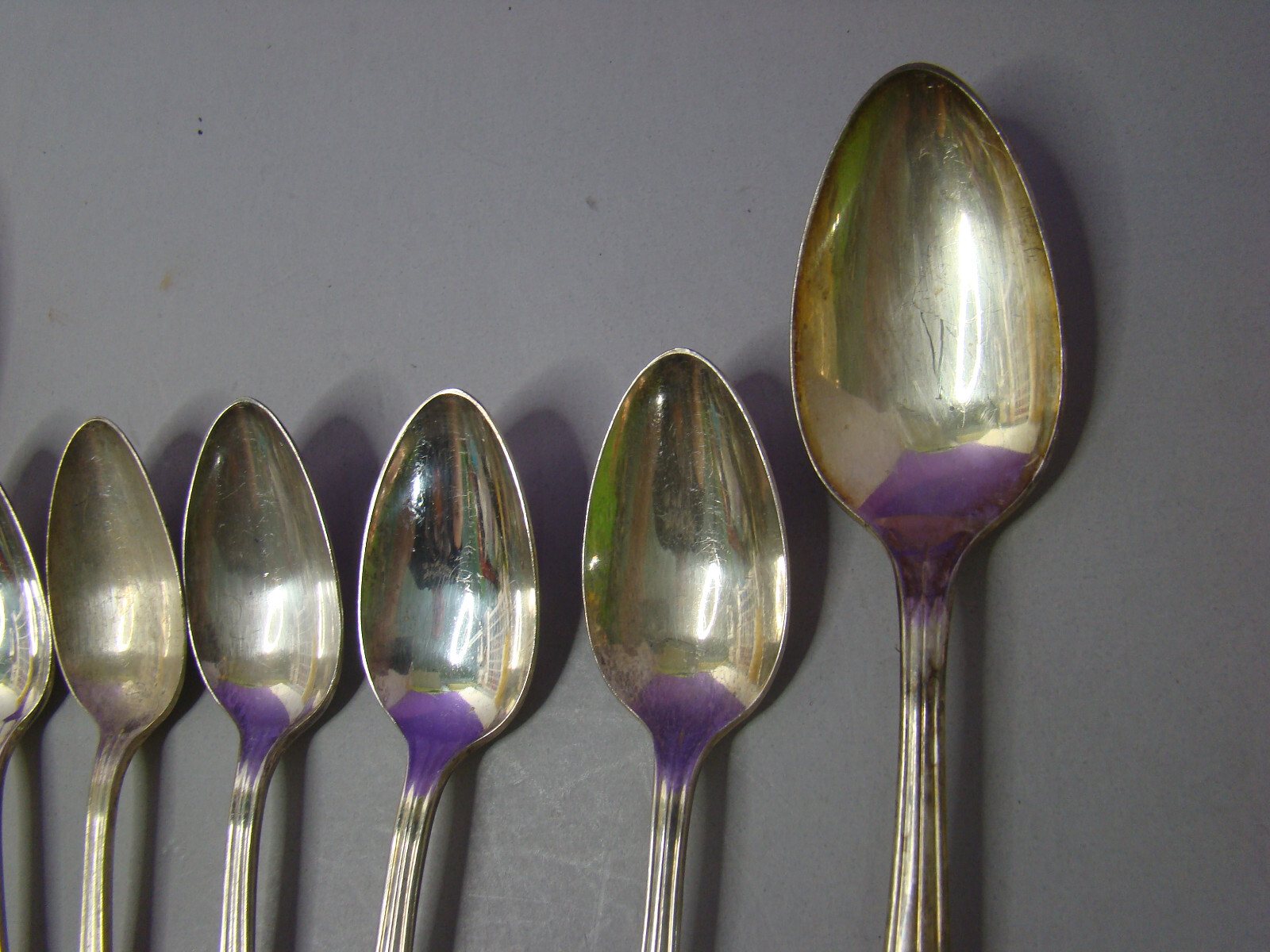 Lot of 7 wm rogers silverplate flatware spoons 5 x 6", 1 x 7.25", 1 x 8.5"