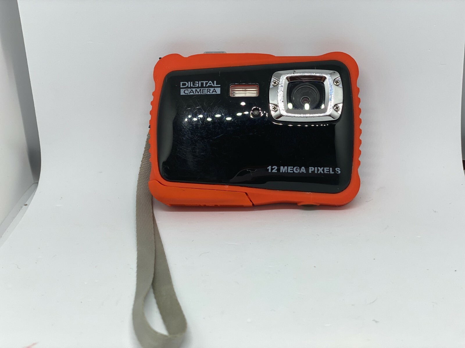 Ishar Digital Camera 12 Mega Pixels