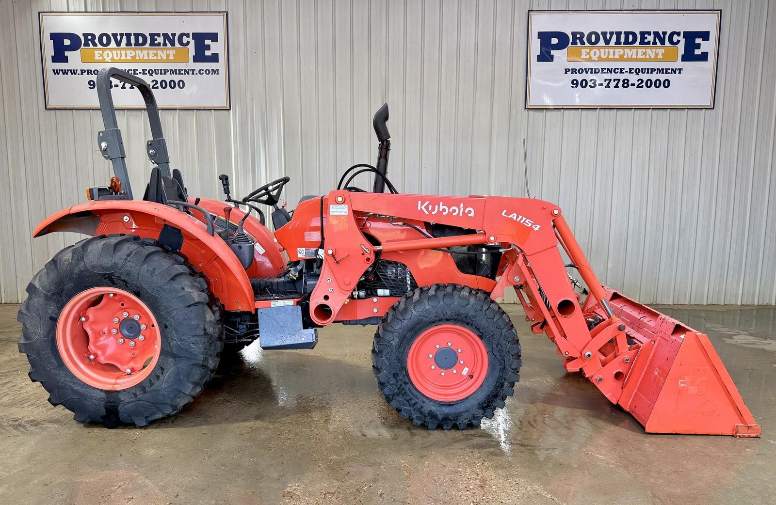 2022 KUBOTA M6060HD OROPS 4WD LOADER TRACTOR WITH LOADER