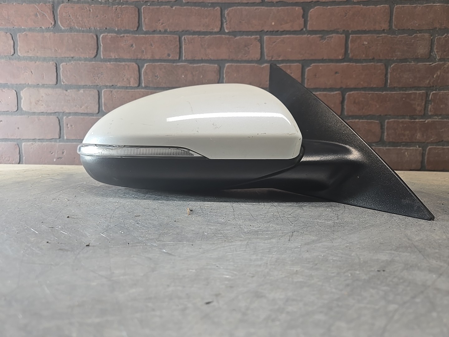 2016-2020 Kia Optima RH Passenger Signal Mirror Side View OEM. 1624L