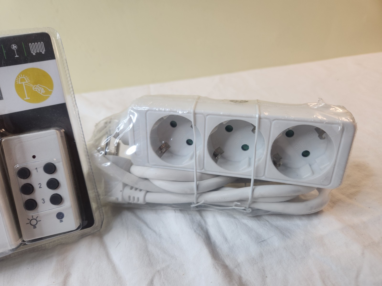 GAO 3-Way Wireless Socket German Version & Power Strip 230V