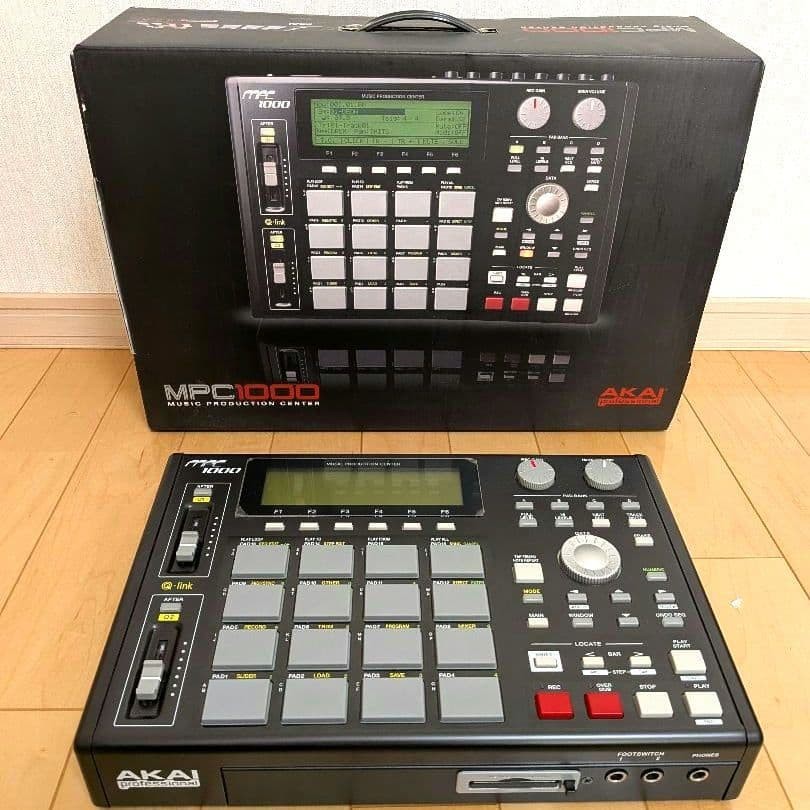 AKAI MPC1000 Black Sampler Sequencer 128MB Expanded JJ-OS w/ Box CF Tested