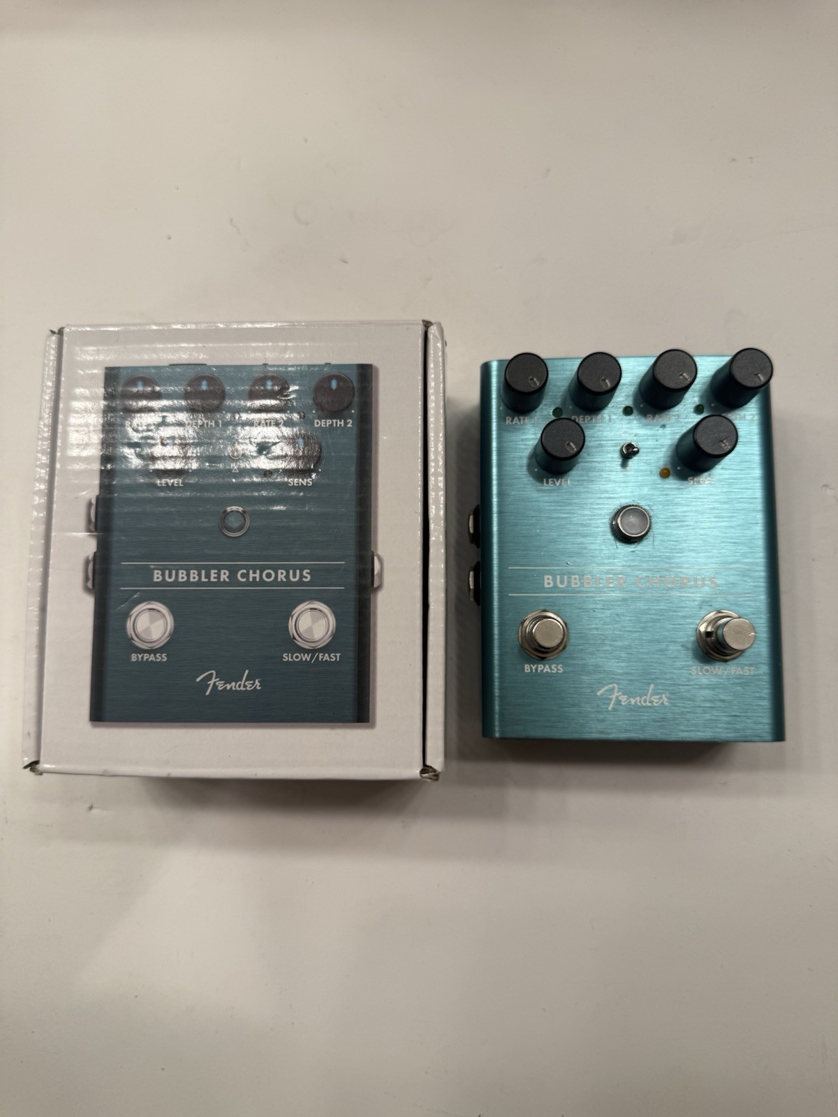 Fender Bubbler Analog Chorus Guitar Effect Pedal + Box
