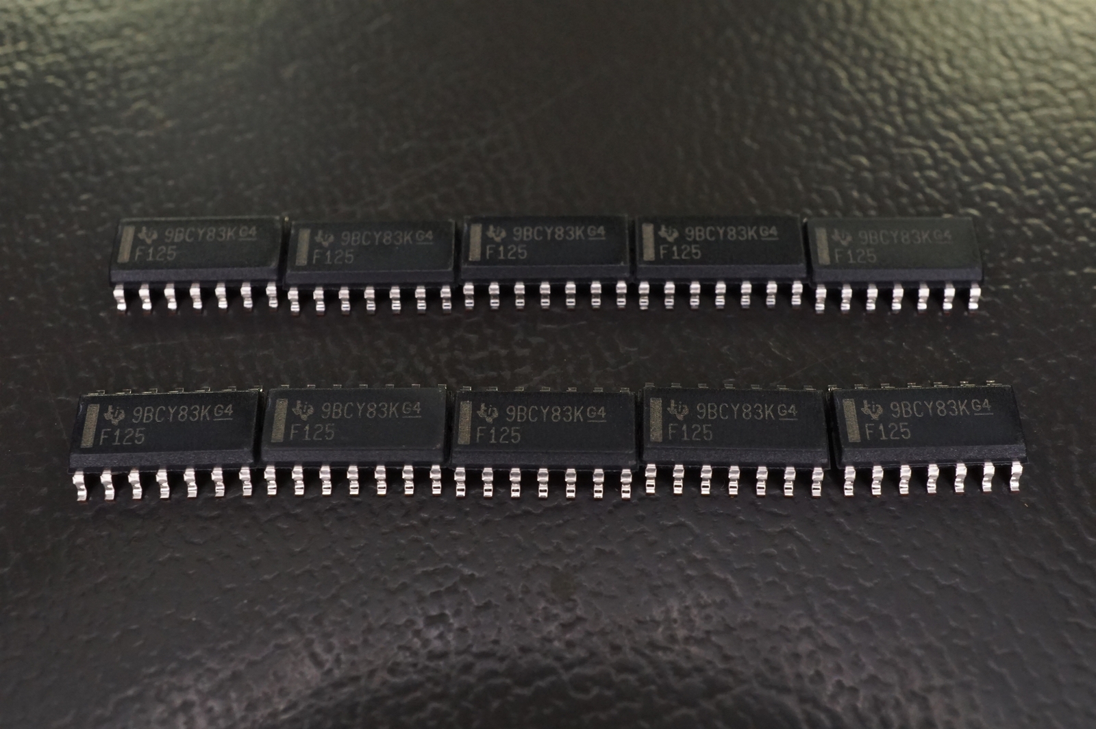 Lot of 10 SN74F125D Texas Instruments Quadruple Bus Buffer Gate 3-State 14 Pin