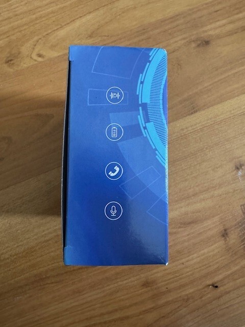 Brand New wireless earbuds with MagSafe Charging Case