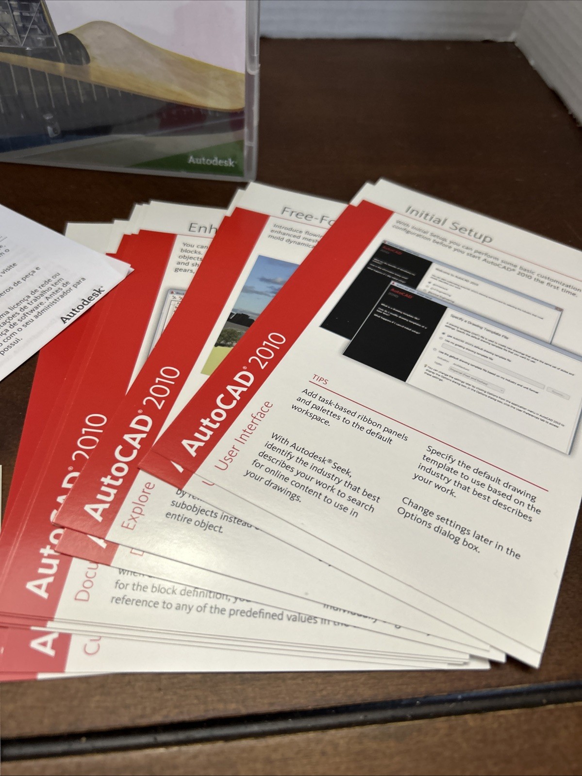 AutoCAD 2010 Software By Autodesk With Serial Number & Reference Cards