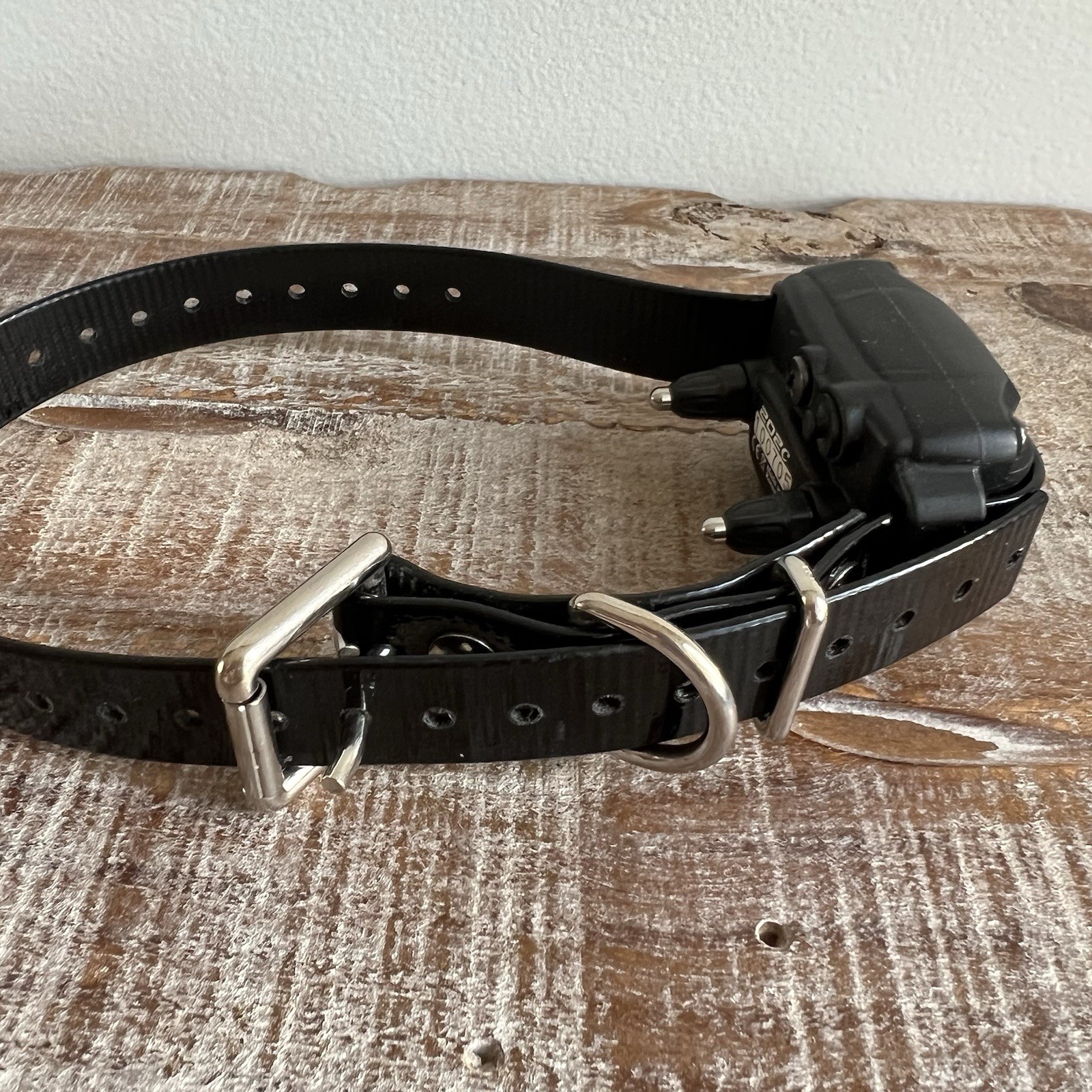 Dogtra 202C Remote Training E-Collar System Includes 1 Receiver Collar & Remote