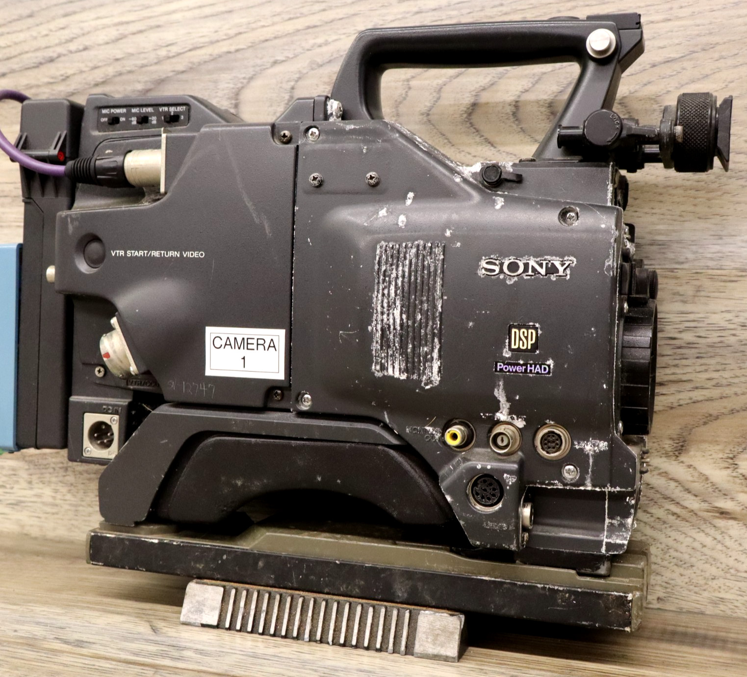 Sony Vintage Pro Camera CA-537 Adapter UNTESTED NO LENS