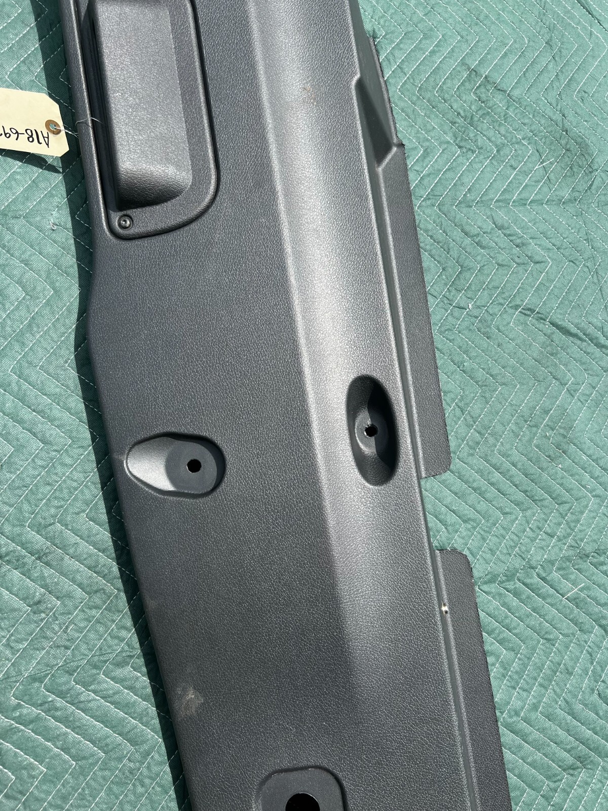 2018-2023 FREIGHTLINER CASCADIA FRONT LEFT B PILLAR COVER TRIM PANEL OEM
