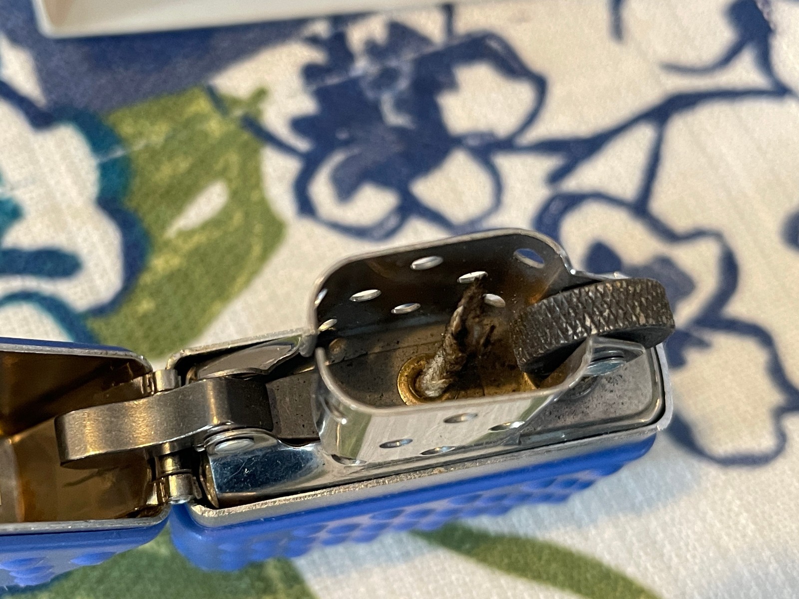 Vintage Royal Blue Zip Guard Chrome Zippo Lighter