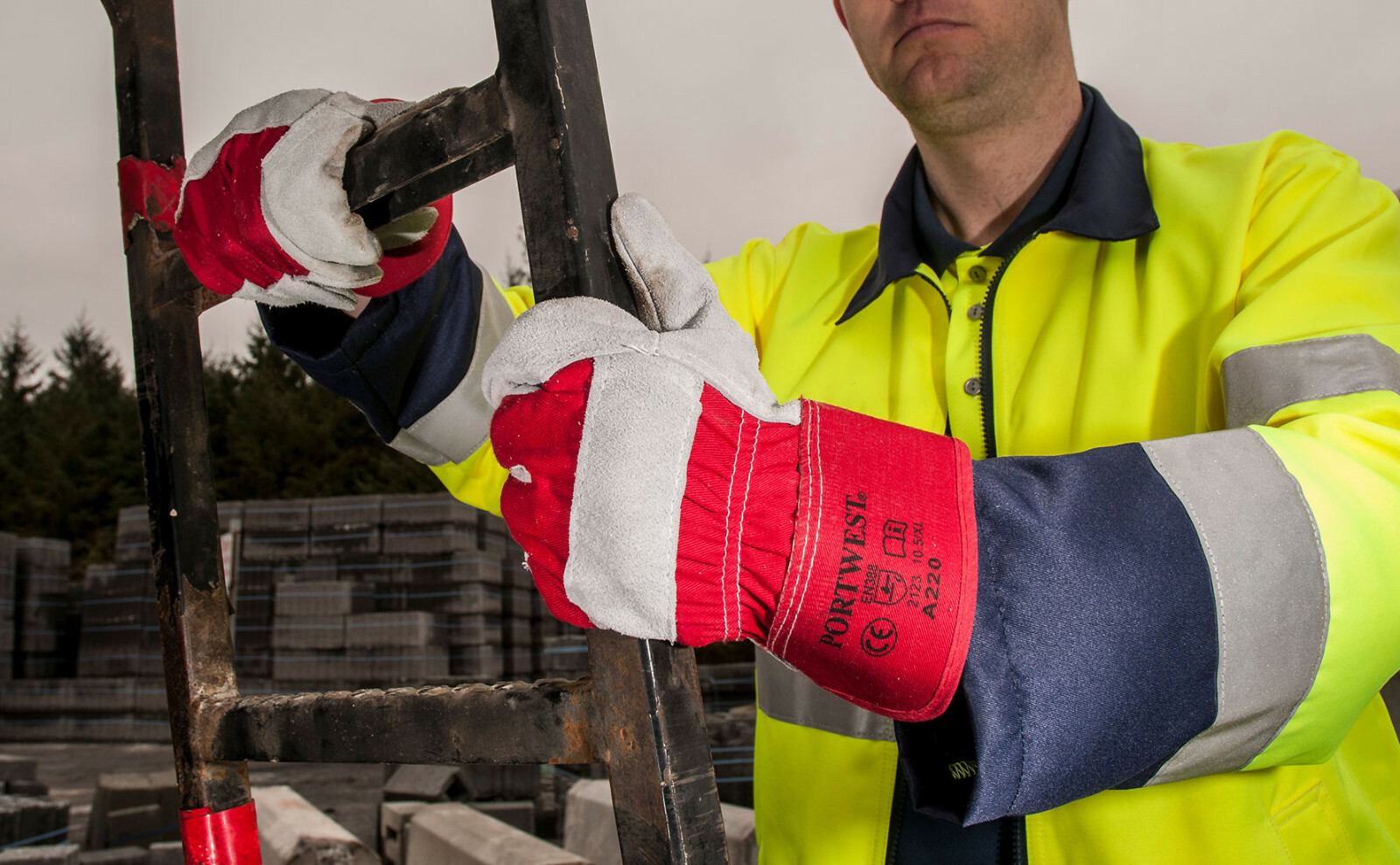 Portwest A220 Premium Leather Work Gloves Heavy Duty Safety Rigger Gloves
