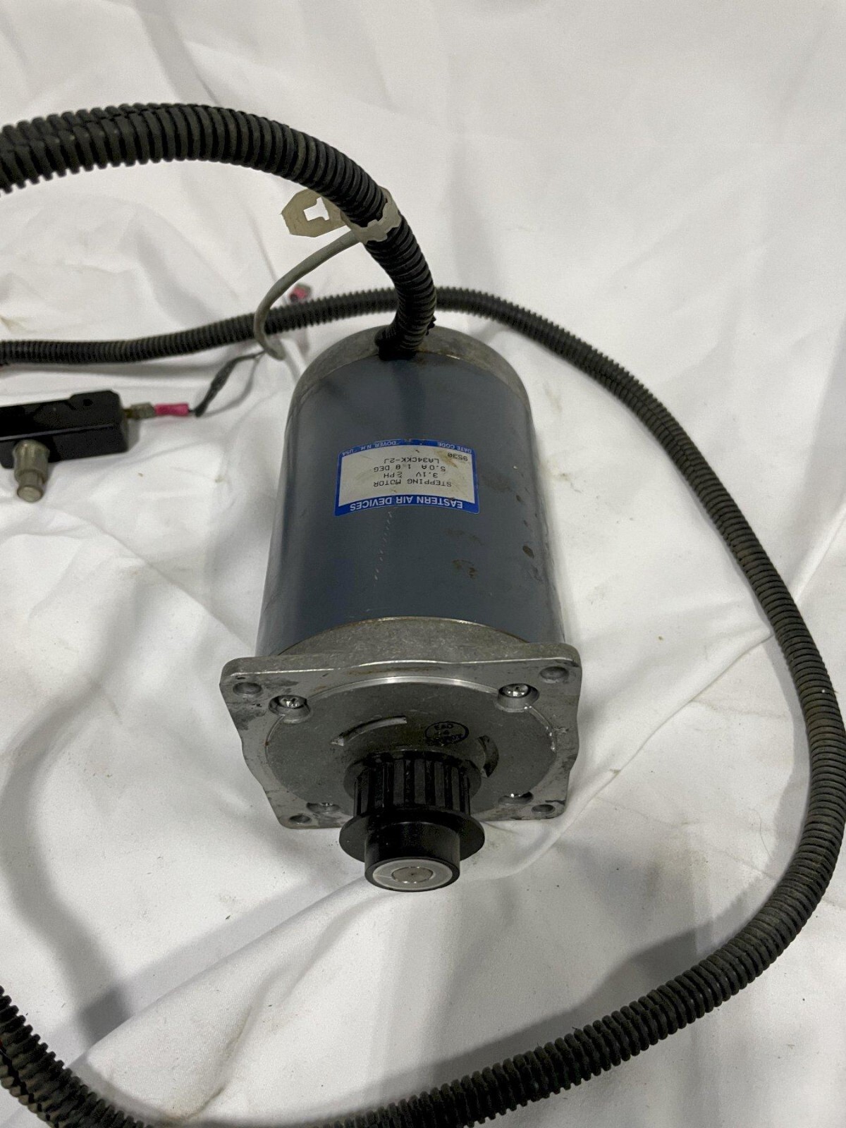 EAD LA34CKK-2J ROTARY HYBRID STEPPING MOTOR, Size 34, 3.38" Diameter