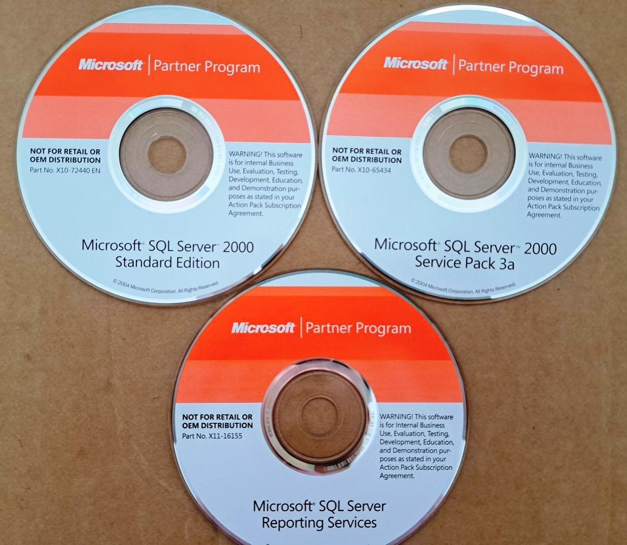 Microsoft SQL Server 2000 Standard & SP3a Reporting Services w/ 3 Keys License