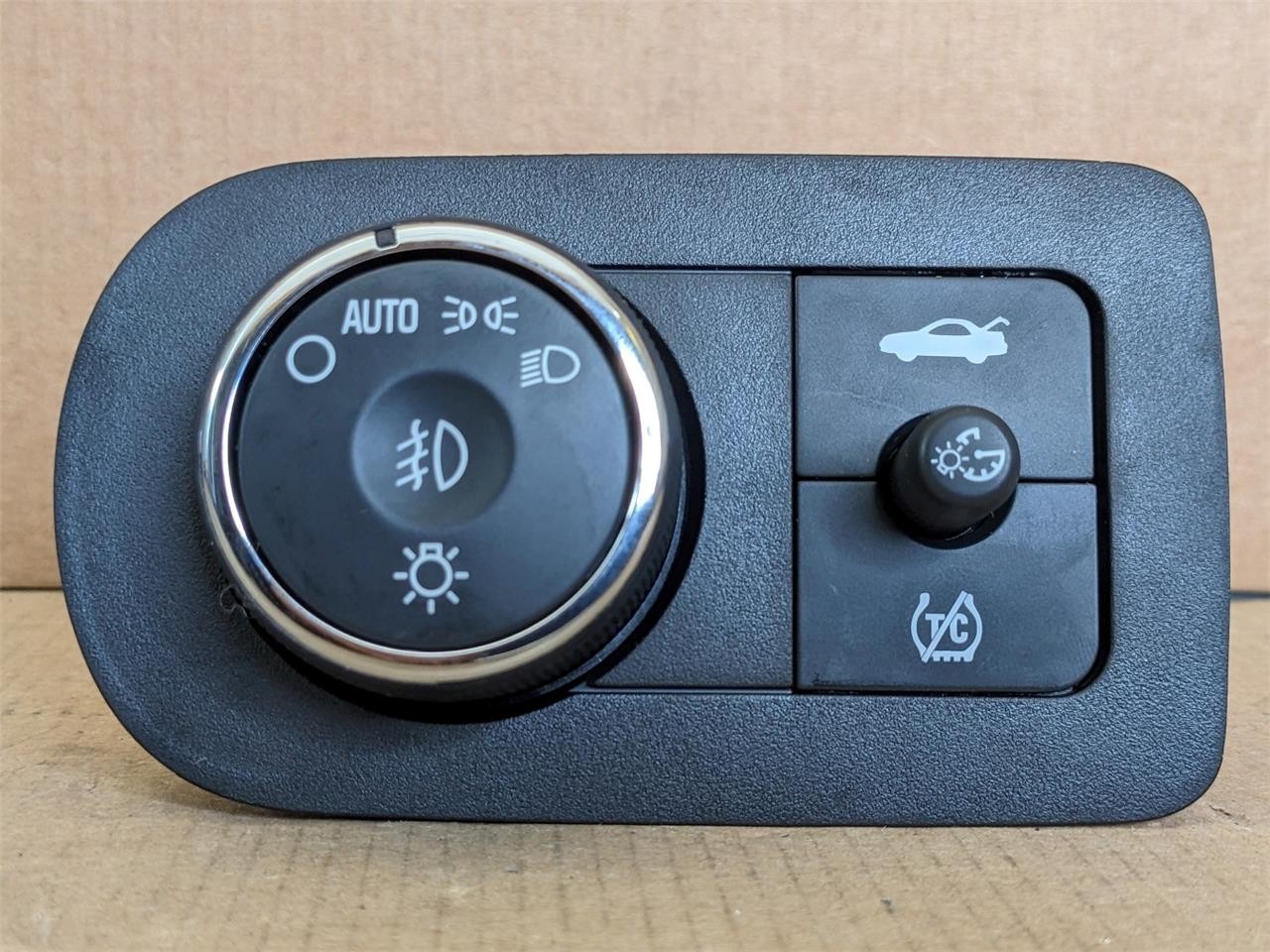 06-13 Chevy Impala Headlights Fog Lights Switch Traction Control Trunk Release
