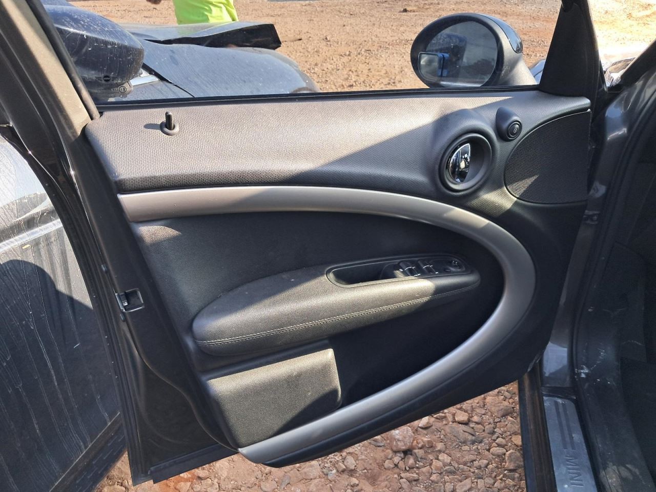 COUNTRYMA 2014 Glove Box 4875399